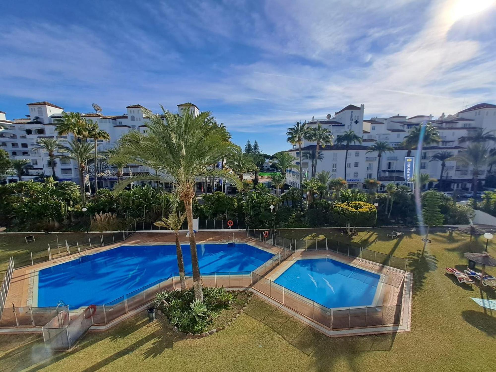 Luminous Apartment In Playas Del Duque , Puerto Banus By Holidays & Home Marbella Kültér fotó
